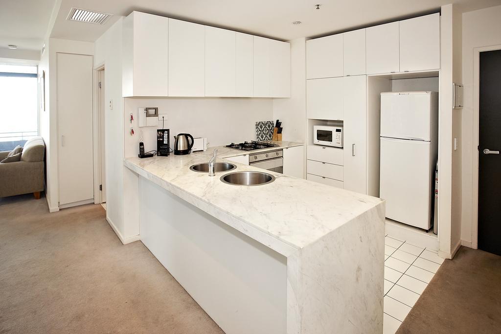 Astra Apartments Μελβούρνη Δωμάτιο φωτογραφία